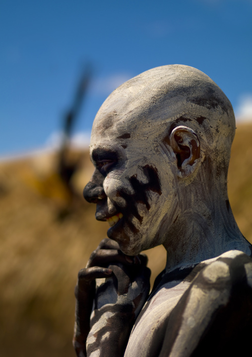 Portrait of a Skeleton tribe man during a sing-sing ceremony, Western Highlands Province, Mount Hagen, Papua New Guinea