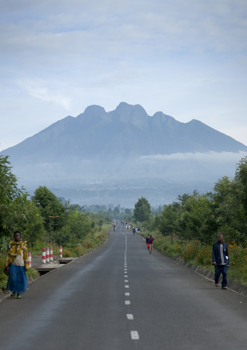 Road leading to the volcano, Northwest Province, Rehengeri, Rwanda