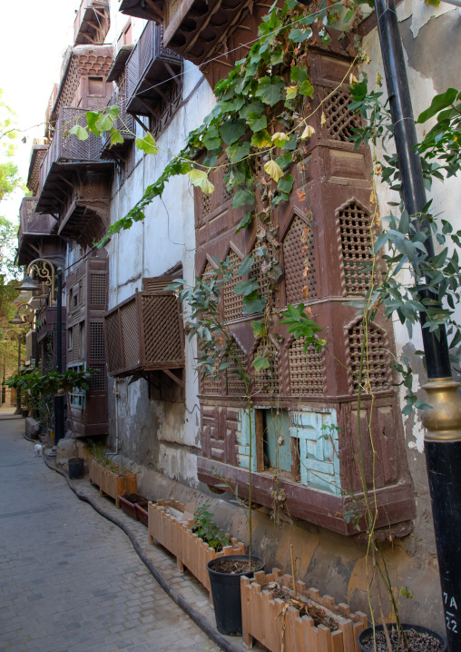 Old houses with wooden mashrabiyas in al-Balad quarter, Mecca province, Jeddah, Saudi Arabia