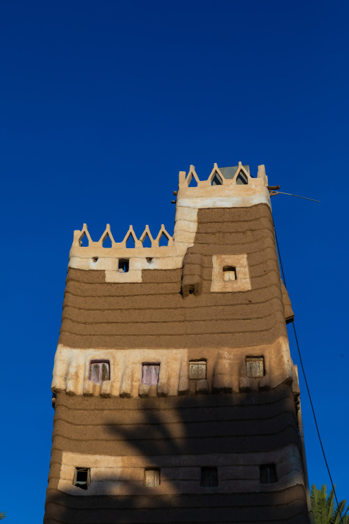 Traditional old multi-storey mud house, Najran Province, Najran, Saudi Arabia