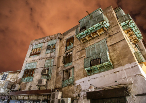 Historic house with wooden mashrabiyas in al-Balad quarter at night, Mecca province, Jeddah, Saudi Arabia