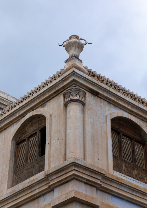 Bougari house windows, Mecca province, Taïf, Saudi Arabia
