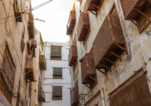 Old house with wooden mashrabiya in al-Balad quarter, Mecca province, Jeddah, Saudi Arabia