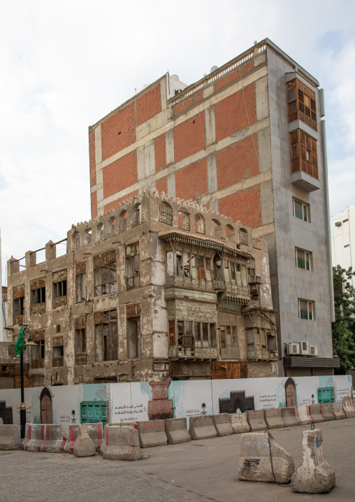 Restoration of an old house with wooden mashrabiyas in al-Balad quarter, Mecca province, Jeddah, Saudi Arabia
