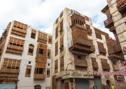 Old house with wooden mashrabiya in al-Balad quarter, Mecca province, Jeddah, Saudi Arabia