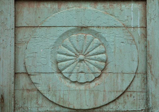 Detail of a wooden mashrabiya of an old house in al-Balad quarter, Mecca province, Jeddah, Saudi Arabia