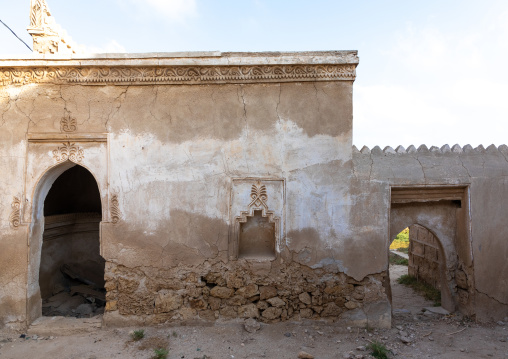 Farasani house with gypsum decoration and frescoes, Red Sea, Farasan, Saudi Arabia