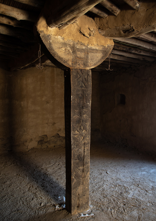 Wooden pillar in an old of of Dhee Ayn marble village, Al-Bahah region, Al Mukhwah, Saudi Arabia