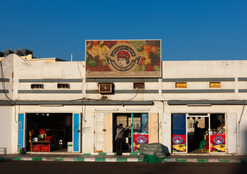 Stand with fruits and vegetables in a market, Al-Jawf Province, Sakaka, Saudi Arabia