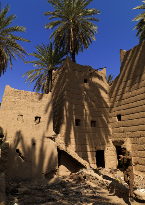 Traditional old multi-storey mud house, Najran Province, Najran, Saudi Arabia