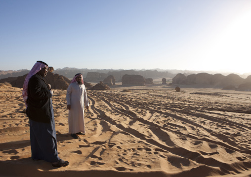 Saudi men in madain saleh, Al Madinah Province, Alula, Saudi Arabia