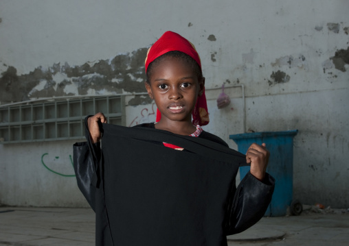 Somali refugee girl portrait, Mecca province, Jeddah, Saudi Arabia