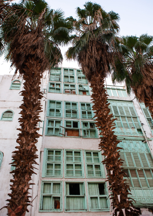 Houses with wooden mashrabia and rowshan in the old quarter, Hijaz Tihamah region, Jeddah, Saudi Arabia