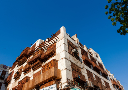 Houses with wooden mashrabia and rowshan in the old quarter, Hijaz Tihamah region, Jeddah, Saudi Arabia