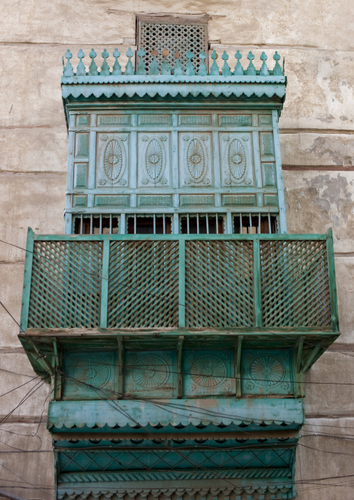 Old house with wooden mashrabiya in al-Balad quarter, Mecca province, Jeddah, Saudi Arabia