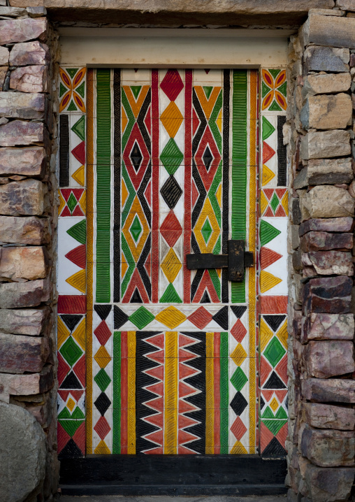 Bin hamsan house Al-qatt al-asiri traditionally female interior wall decoration, Asir province, Khamis Mushait, Saudi Arabia