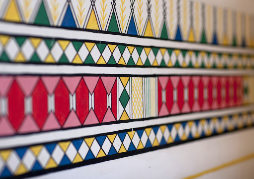 Bin hamsan house Al-qatt al-asiri traditionally female interior wall decoration, Asir province, Khamis Mushait, Saudi Arabia