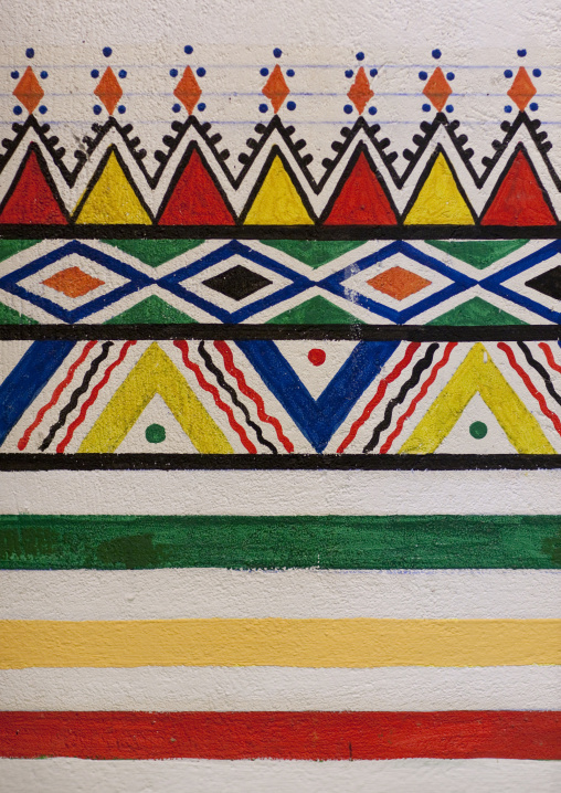 Bin hamsan house Al-qatt al-asiri traditionally female interior wall decoration, Asir province, Khamis Mushait, Saudi Arabia