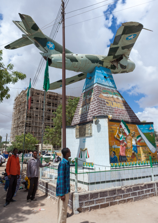 Mig monument commemorating somaliland's breakaway from the rest of somalia during the 1980s, Woqooyi Galbeed region, Hargeisa, Somaliland