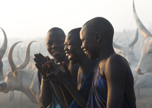Portrait of Mundari tribe young women, Central Equatoria, Terekeka, South Sudan
