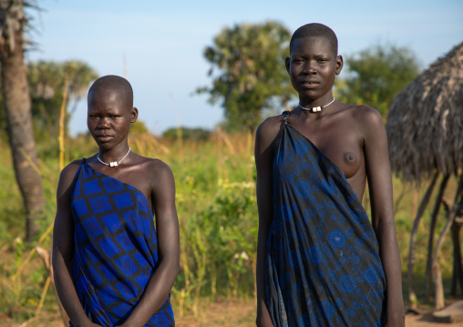 Portrait of a Mundari tribe woman, Central Equatoria, Terekeka, South Sudan