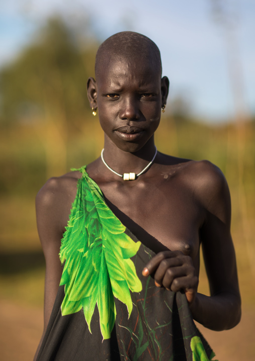 Portrait of a Mundari tribe woman, Central Equatoria, Terekeka, South Sudan