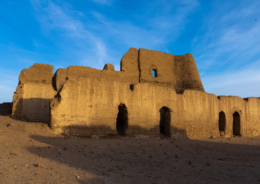 Abandonned mudbrick house, Northern State, Al-Khandaq, Sudan