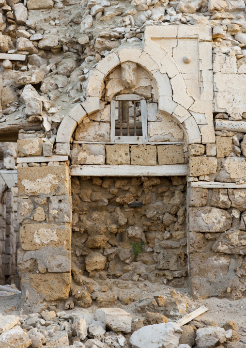 Sudan, Port Sudan, Suakin, door in a ruined ottoman coral buildings