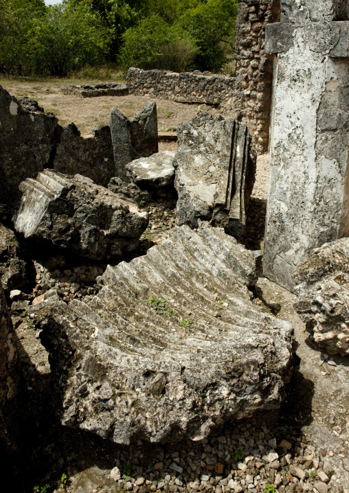 Old msikiti mosque in kilwa kisiwani, Tanzania