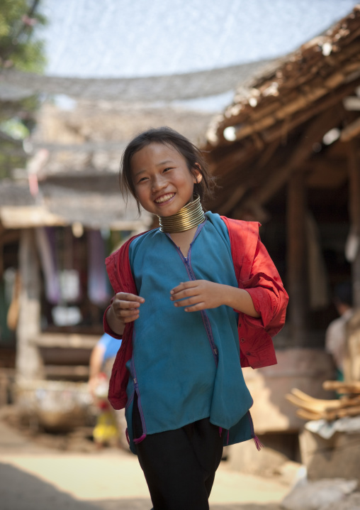 Miss muko, Karen long neck girl, Nam peang din village, Thailand