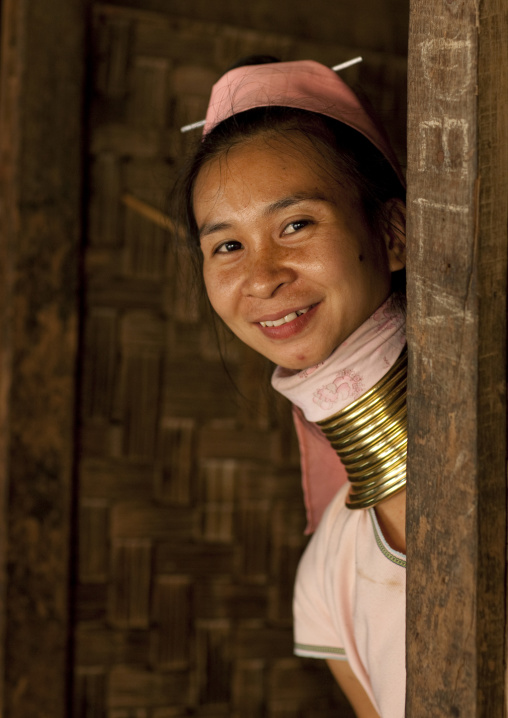Long neck woman in nam peang din village, North thailand