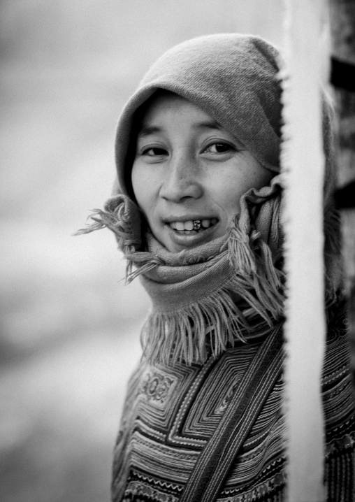 Veiled flower hmong woman at sapa market, Vietnam