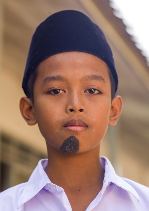 Boy with a muslim hat, Java island, Yogyakarta, Indonesia