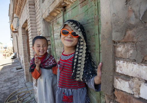 Uyghur kids in old town, Xinjiang Uyghur Autonomous Region, Kashgar, China