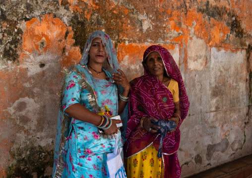 Rajasthani women in Galtaji temple, Rajasthan, Jaipur, India