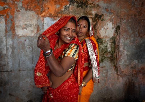 Rajasthani women in Galtaji temple, Rajasthan, Jaipur, India