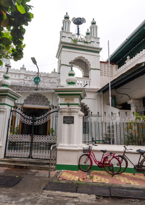 Mosque in Muslim Quarter, Puducherry, Pondicherry, India