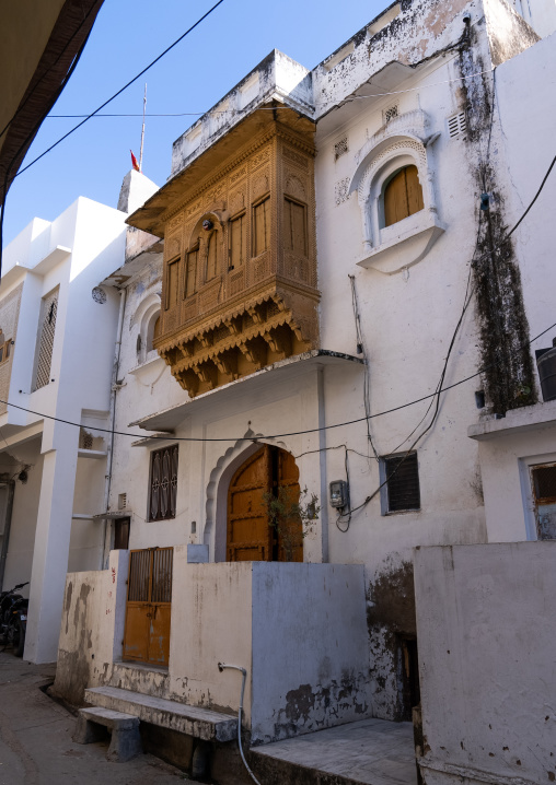 Mashrabiya on an old house, Rajasthan, Pushkar, India