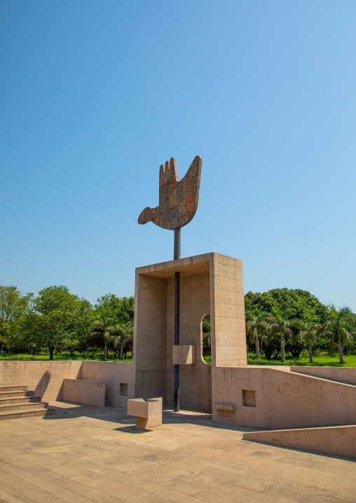 The open hand monument in the goverment district by Le Corbusier, Punjab State, Chandigarh, India