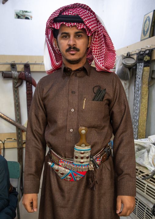 Saudi man with the traditional janbiya, Najran Province, Najran, Saudi Arabia