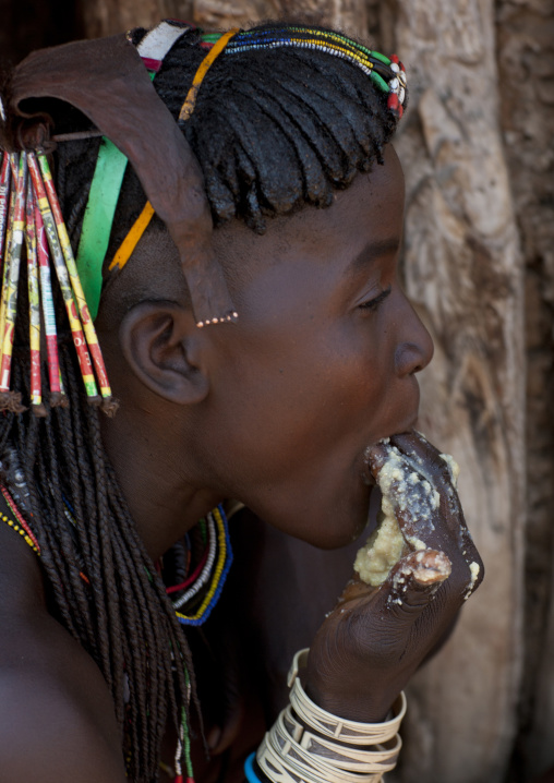Mucawana Woman Eating With Her Hands, Village Of Soba, Angola