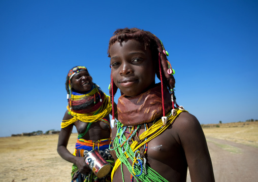 Mumuhuila Woman And Girl Wearing The Traditional Giant Necklace, Area Of Huila, Angola