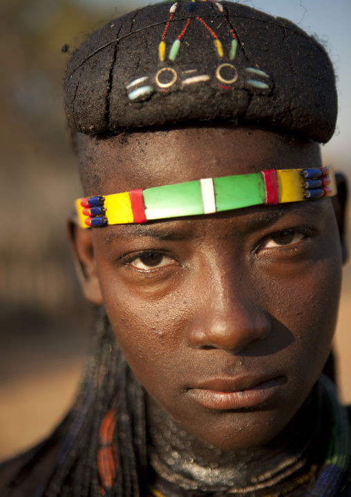 Mucawana Girl Wearing A Forehead Ornament, Village Of Mahine, Angola