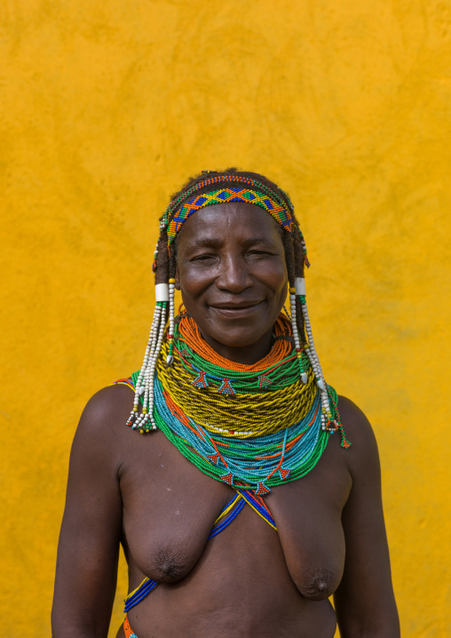 Mungambue tribe woman portrait, Huila Province, Chibia, Angola