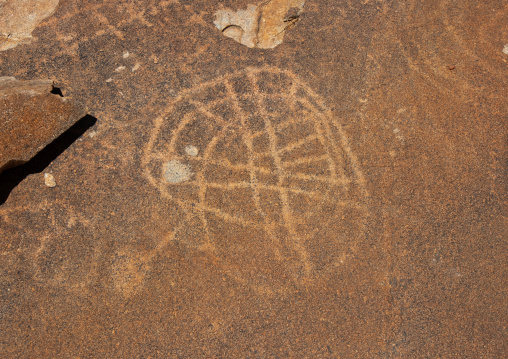 Rock carving in Tchitundo Hulo hills, Namibe Province, Capolopopo, Angola