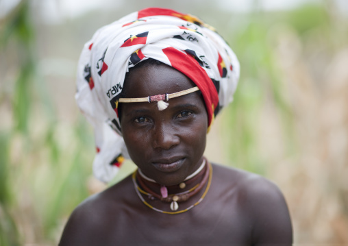 Mucubal Woman With A Mpla Scarf, Virie Area, Angola