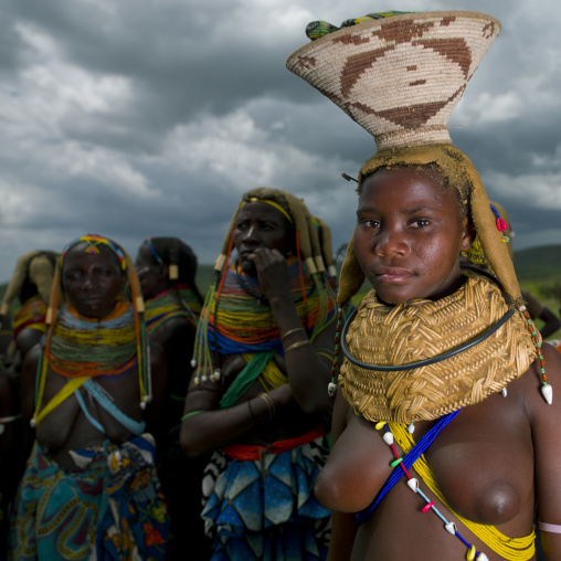 Mwila Girl Carrying A Basket On Her Head, Angola