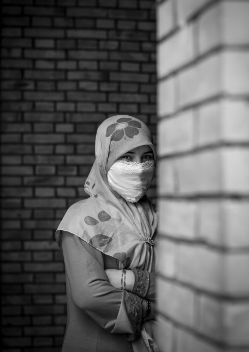Young Uyghur Woman, Keriya, Xinjiang Uyghur Autonomous Region, China