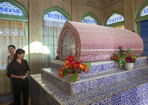 People Visiting The Mausoleum Of Amanishahan In Yarkand, Xinjiang Uyghur Autonomous Region, China