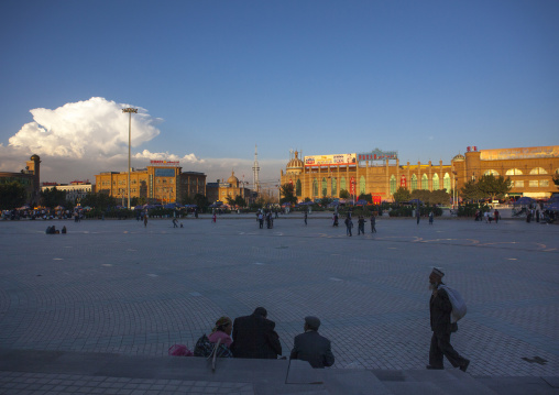Id Kah Square In Kashgar, Xinjiang Uyghur Autonomous Region, China